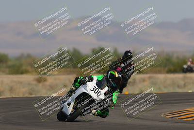 media/Sep-30-2023-SoCal Trackdays (Sat) [[636657bffb]]/Turn 4 (945am)/